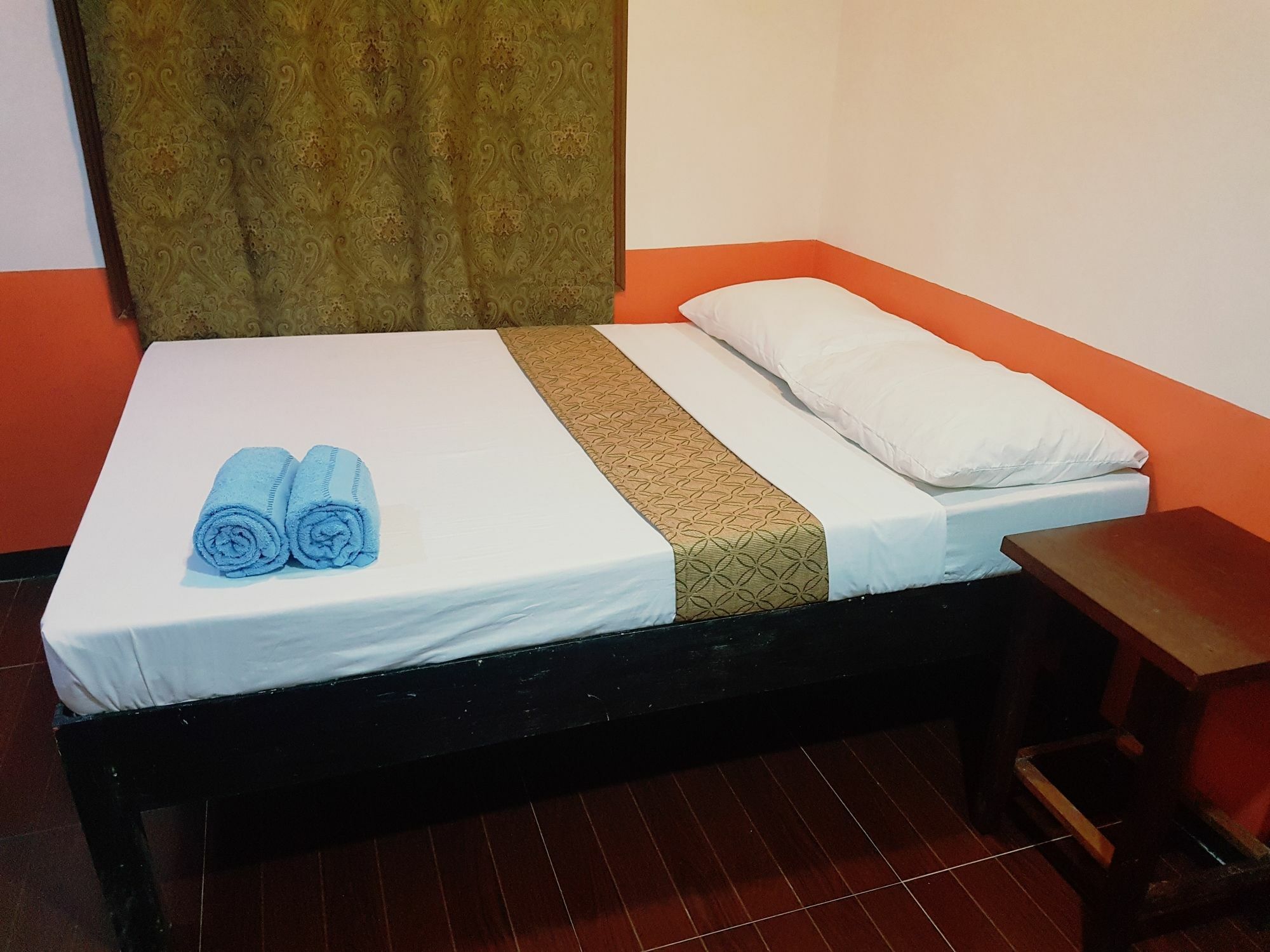 Pad's El Nido