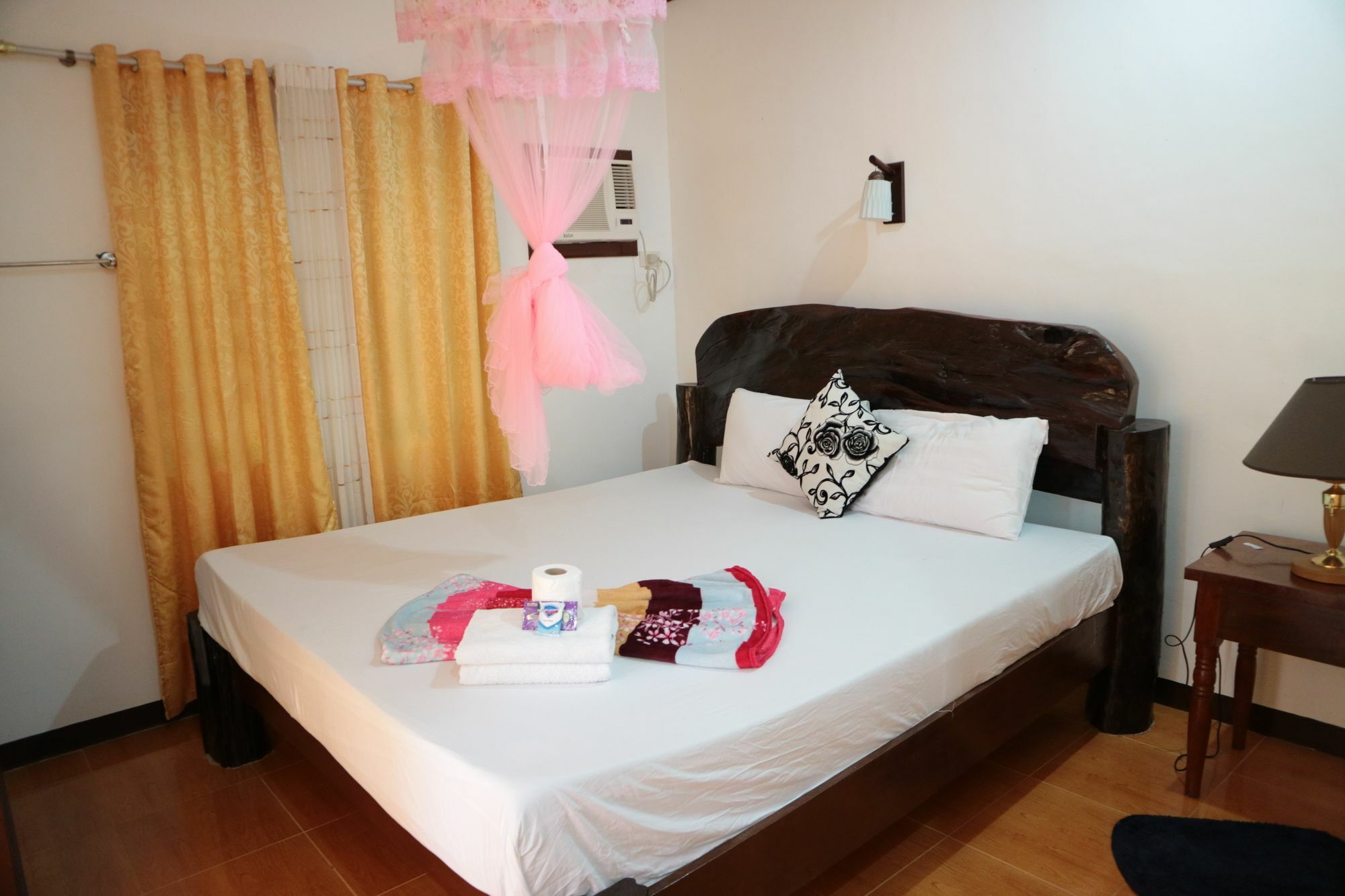 Sophias bahay-panuluyan 2*