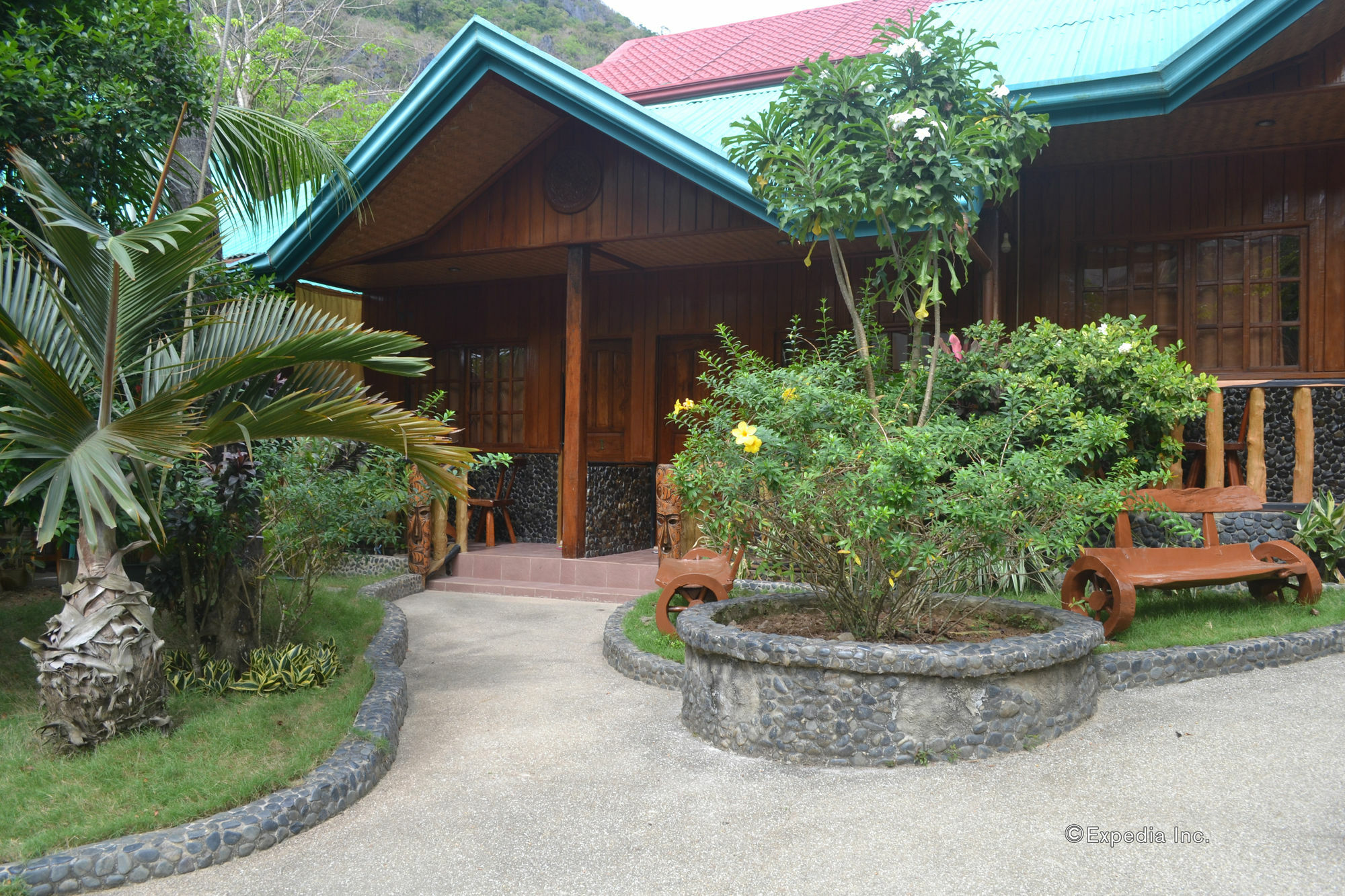 Jurias Garden El Nido