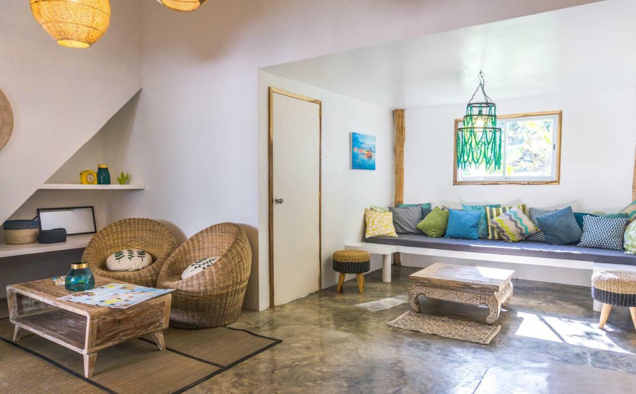 Apartment Garden Loft 90sqm In The Heart Of El Nido- 2 Bedrooms