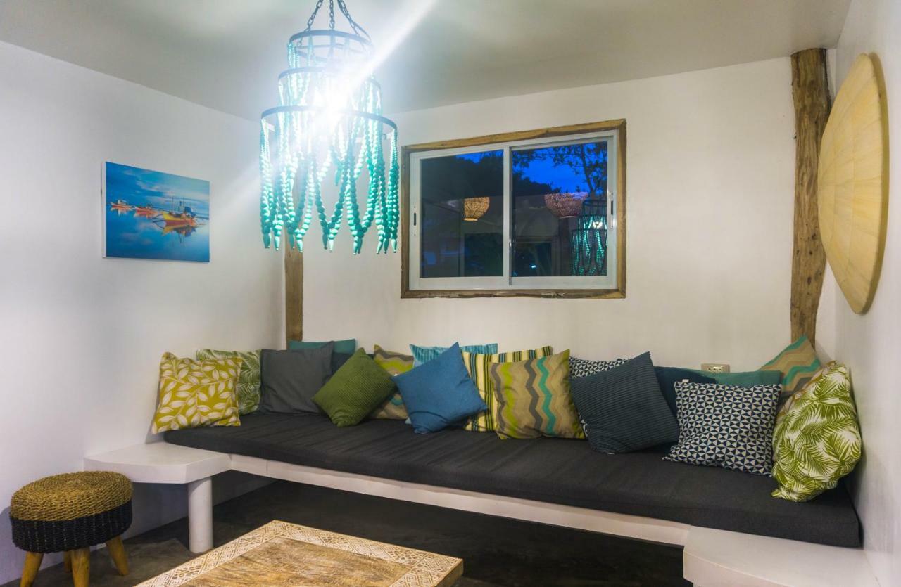 Apartment Garden Loft 90sqm In The Heart Of El Nido- 2 Bedrooms