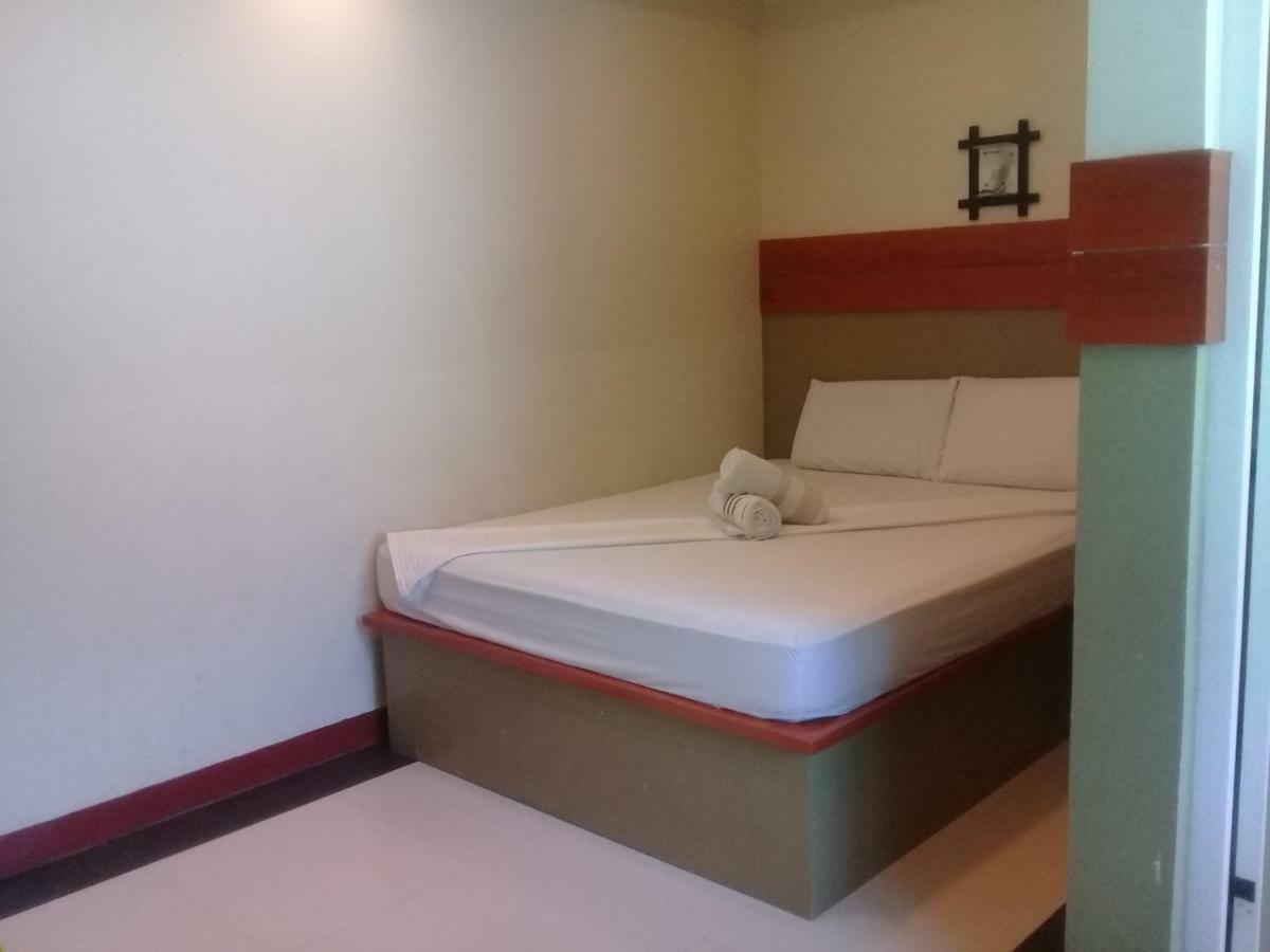 Hotel Rainforest *