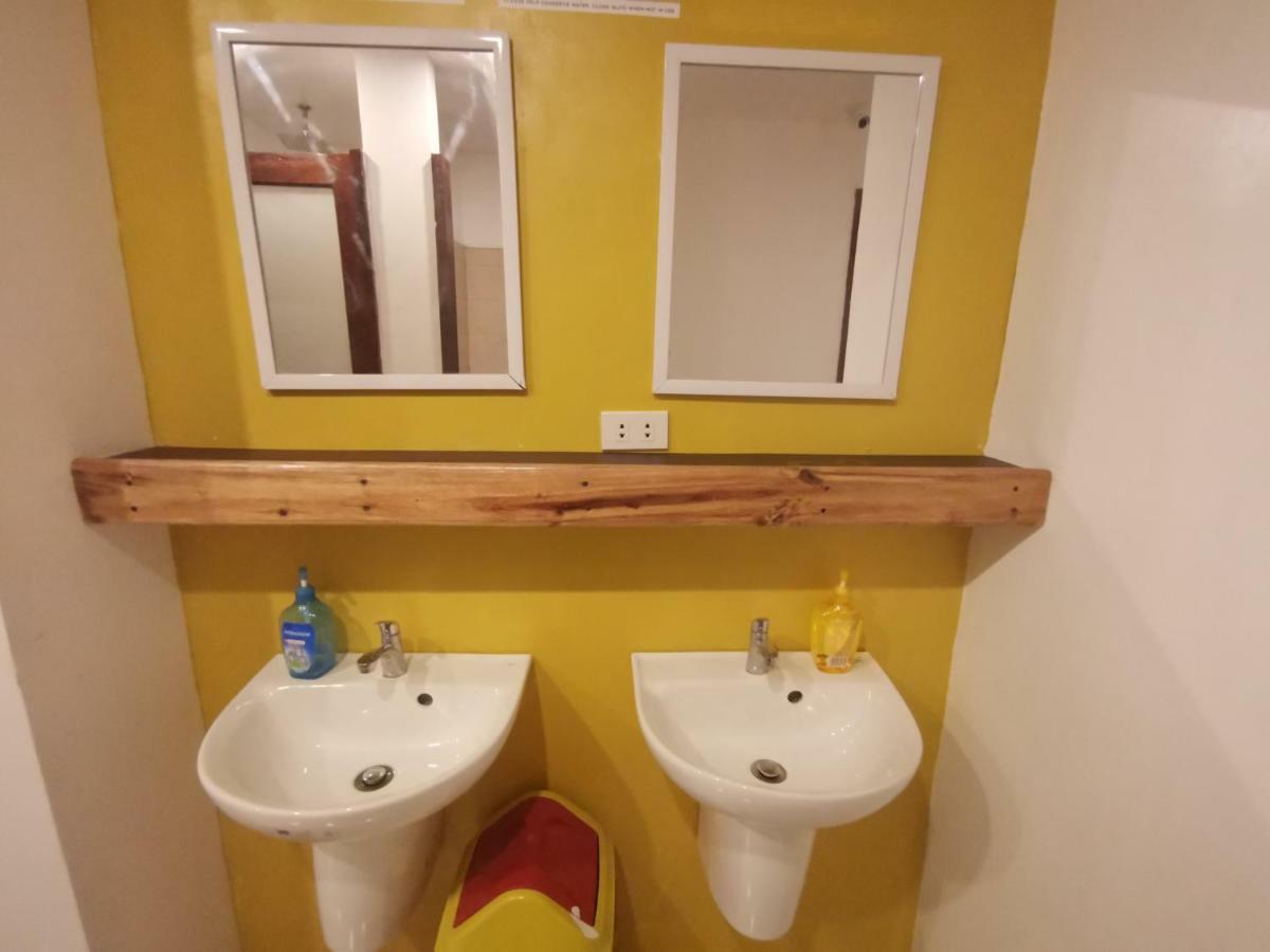 One - Hostel *