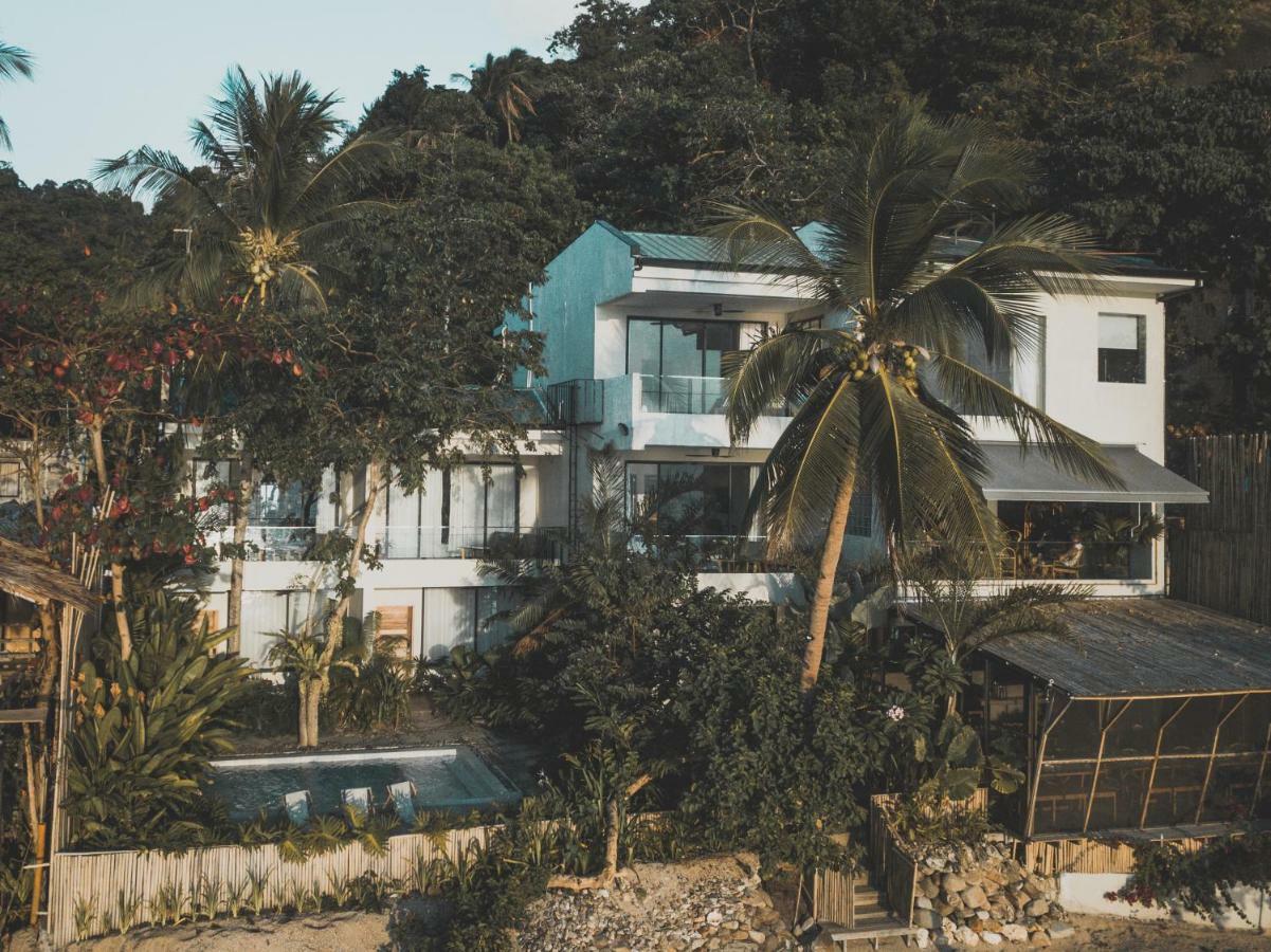 Frangipani Resort 4*