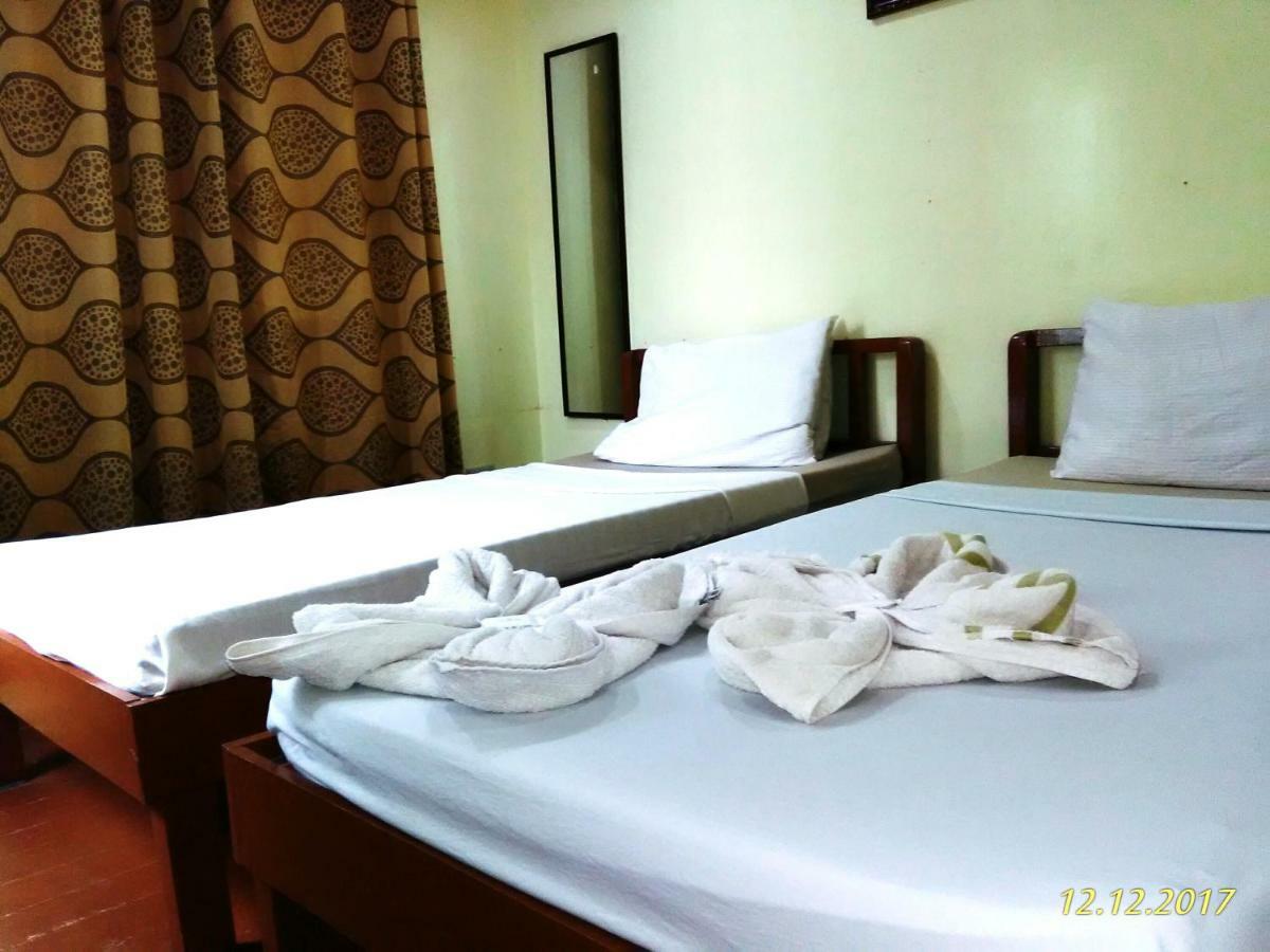 Mam Olson Pensionne House 2* El Nido