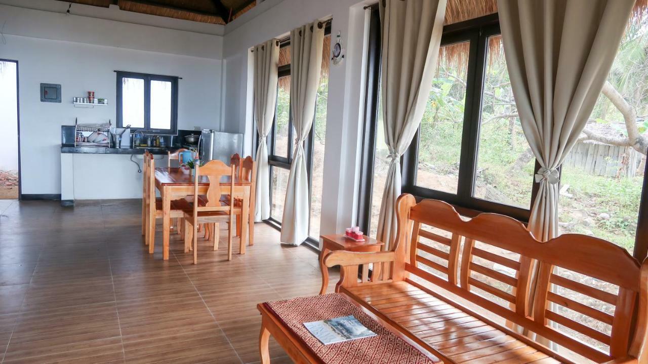 Moon Villa *