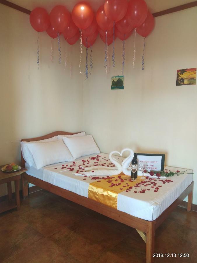 El Seatopia Inn 2*