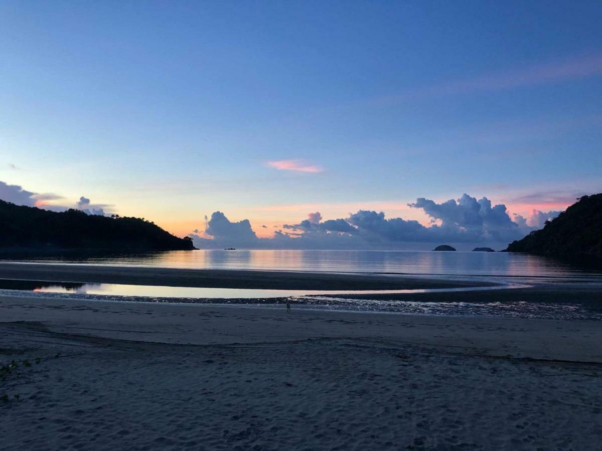 Guest house Bucana Beachfront El Nido