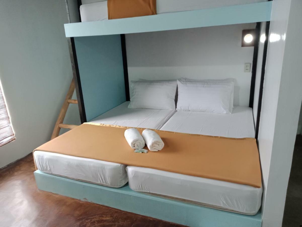 Lexias And Workspace - Hostel