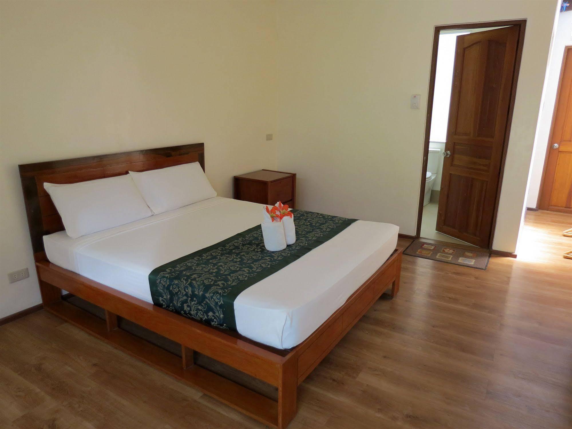 Cove Resort El Nido