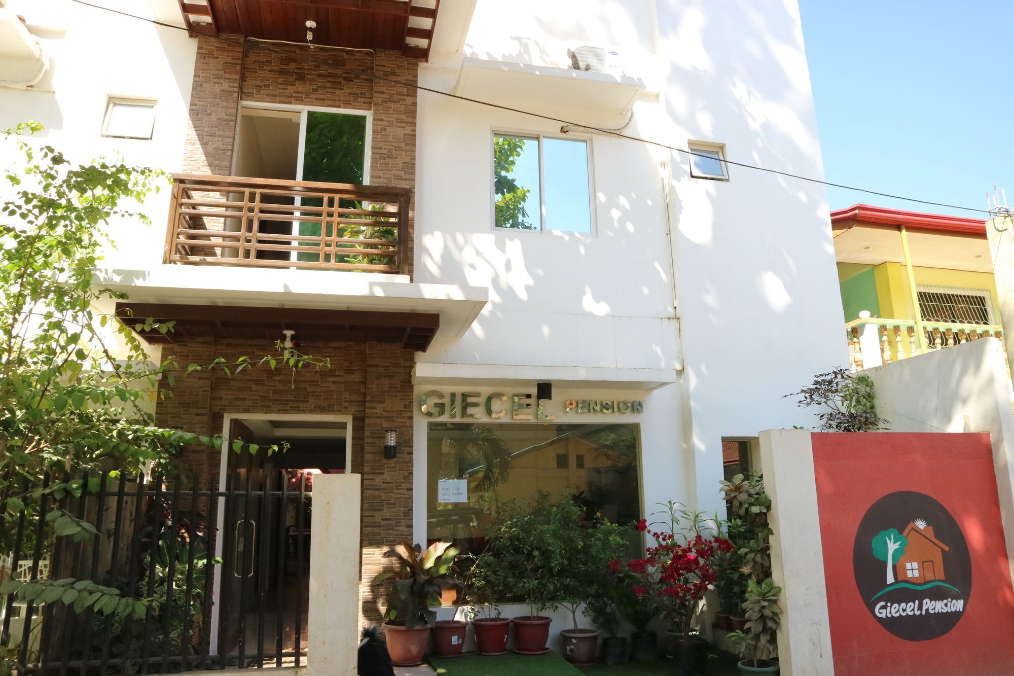 Giecel Inn El Nido