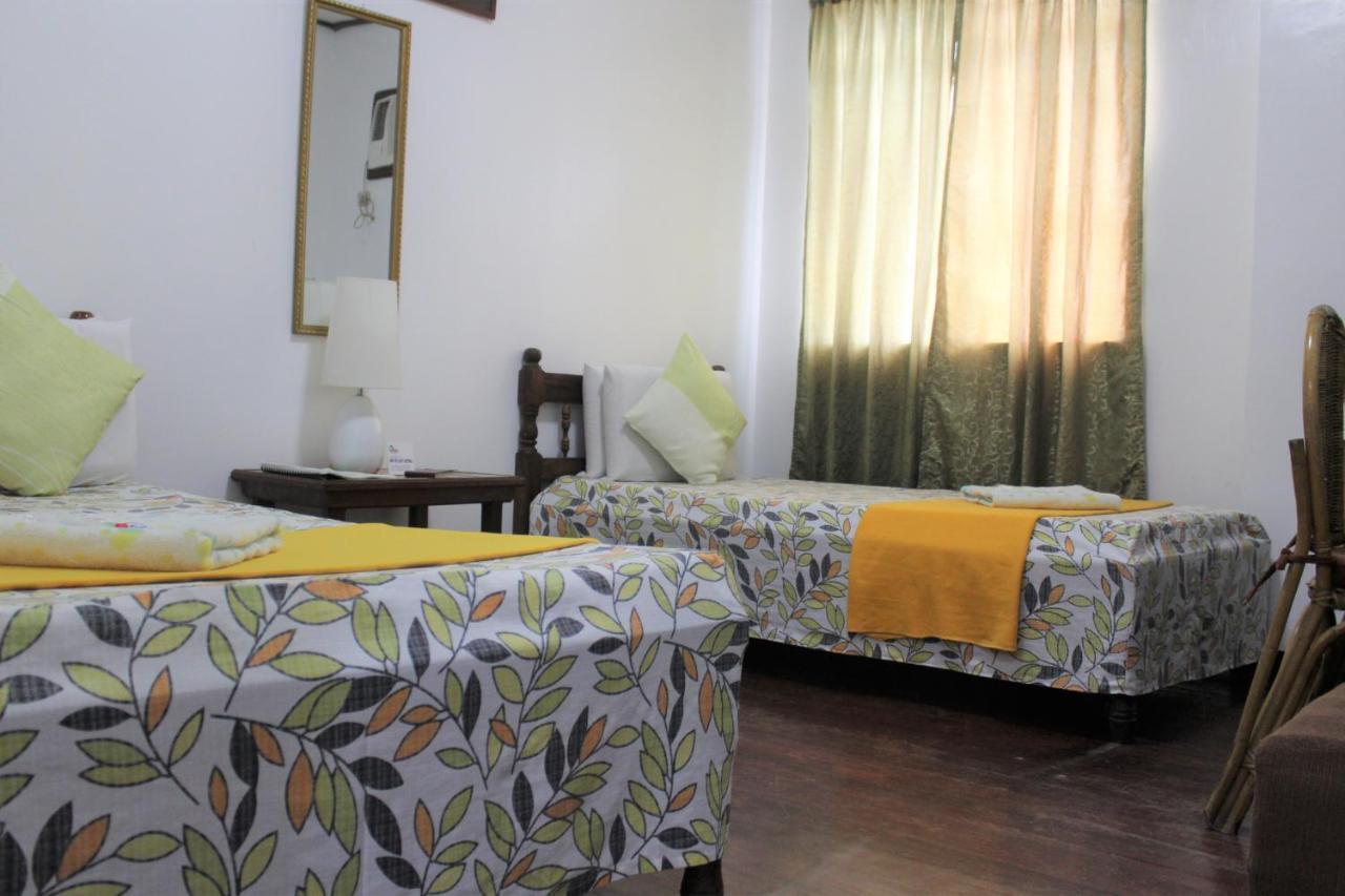 Lolo Oyong House El Nido