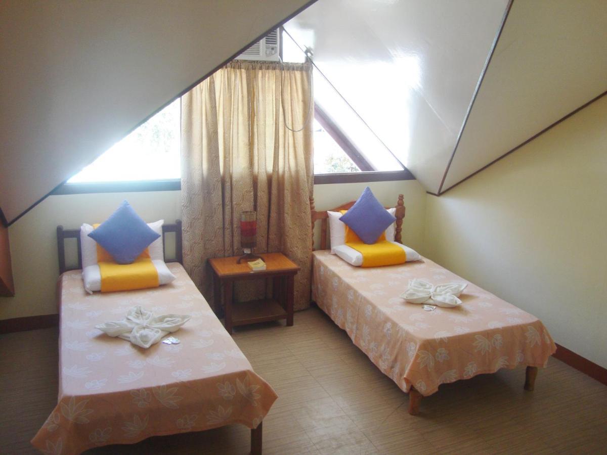 Lolo Oyong House