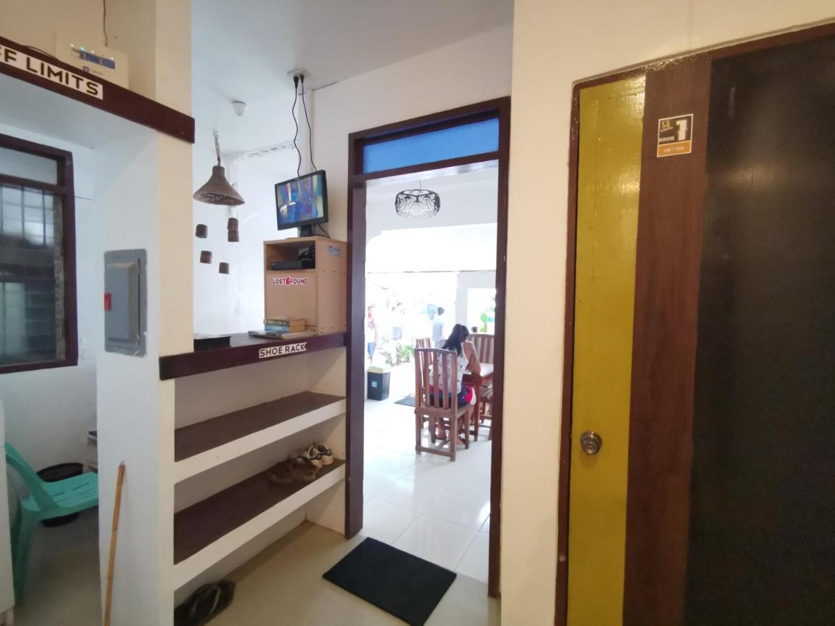 Hostel One - *