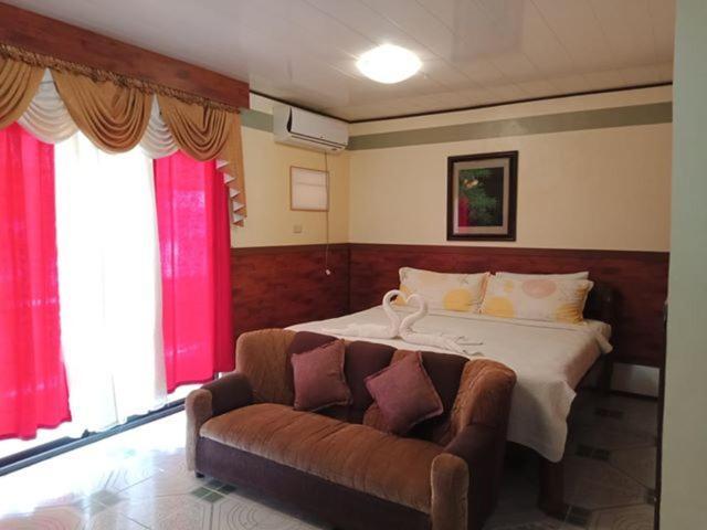Four Seasons Seaview 3* El Nido