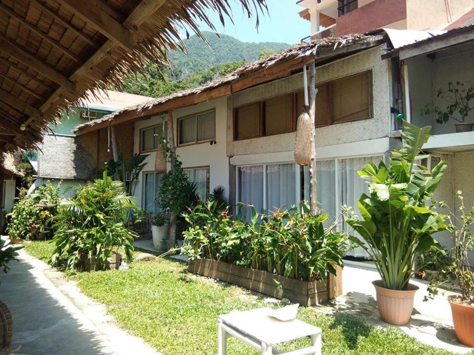 Apartment Garden Loft 90sqm In The Heart Of El Nido- 2 Bedrooms El Nido