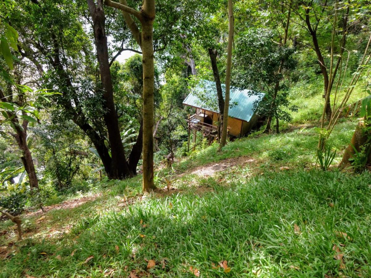 Campeggio Camp Talusi Hilltop Overlooking *