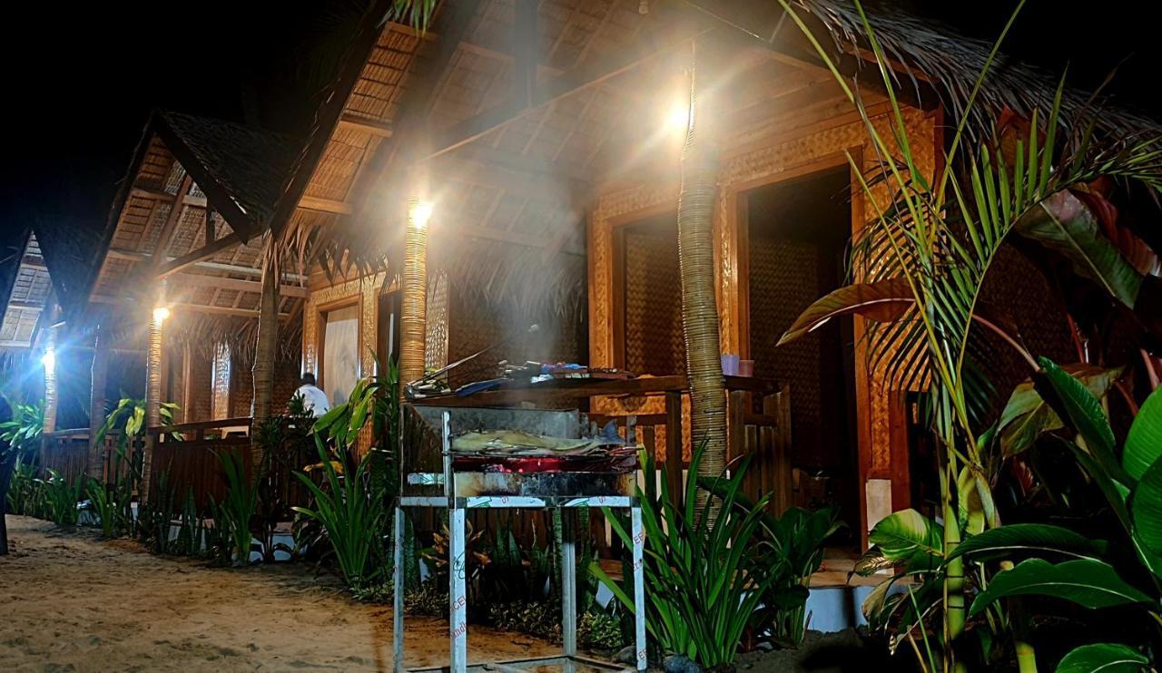 Zhaya's & Inn *