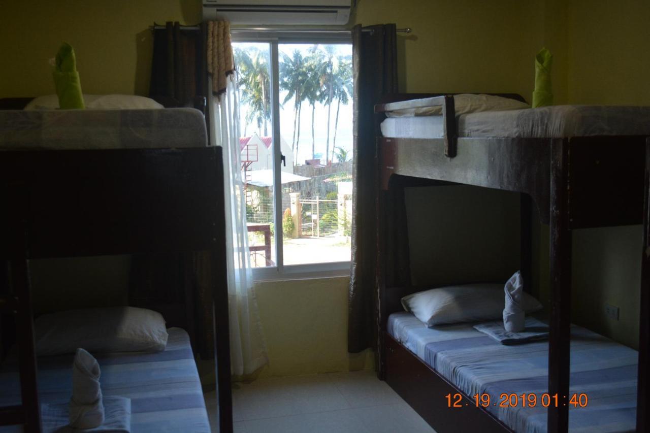 Hotel Oyo 712 Island Hop Nido 3*