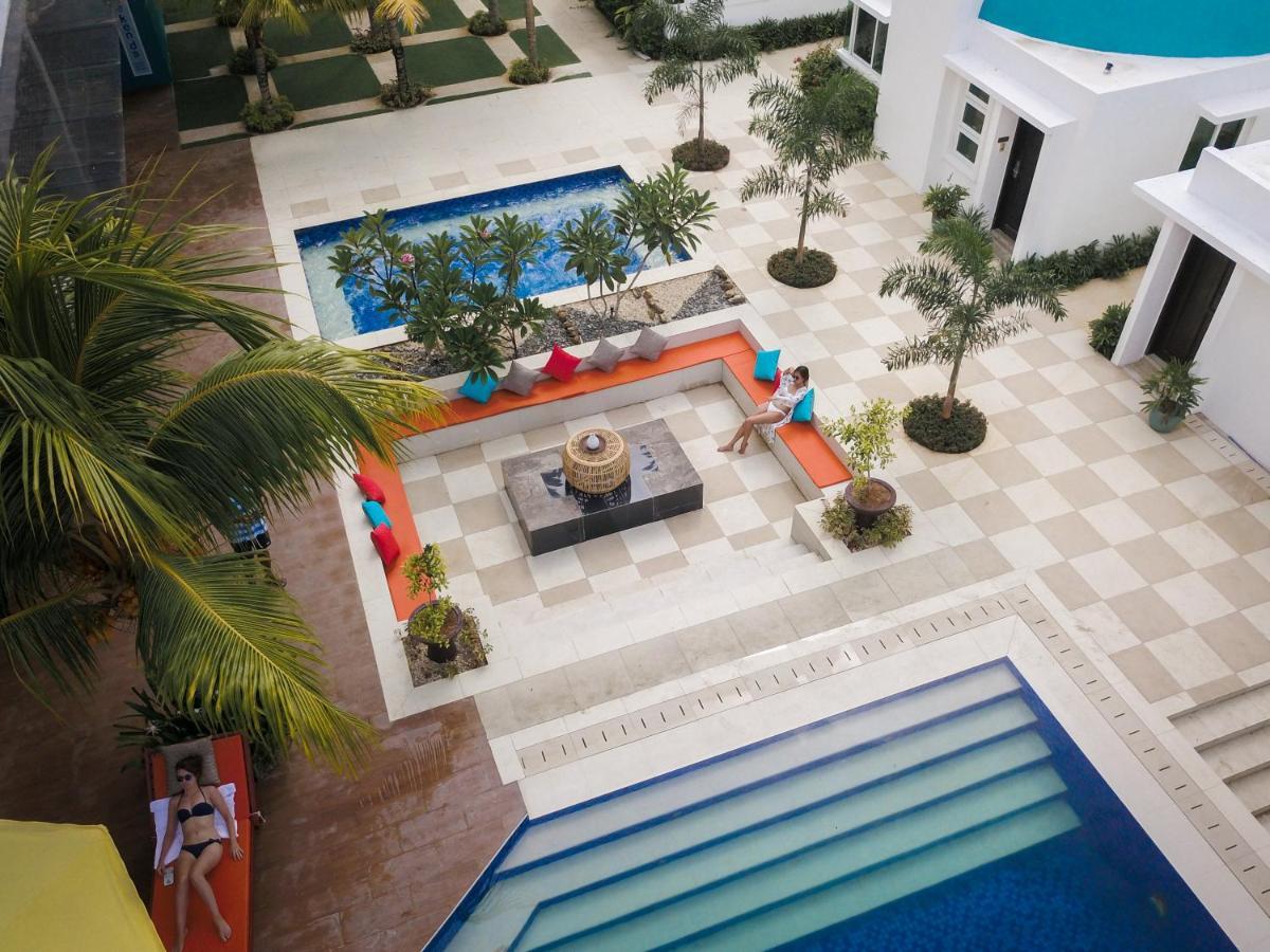 Resort Weekends