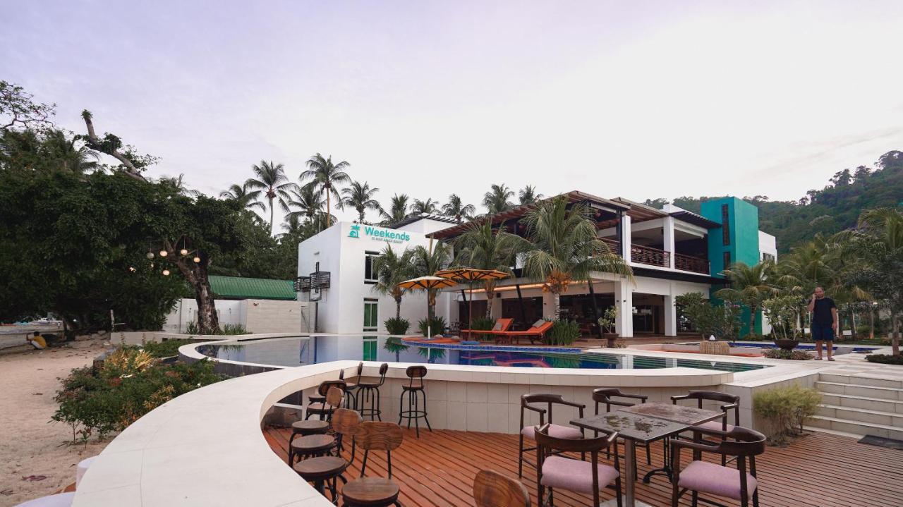 Weekends Resort
