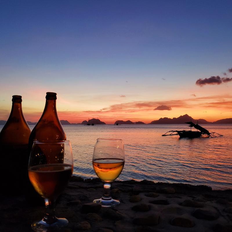 Four Seasons Seaview Resort El Nido