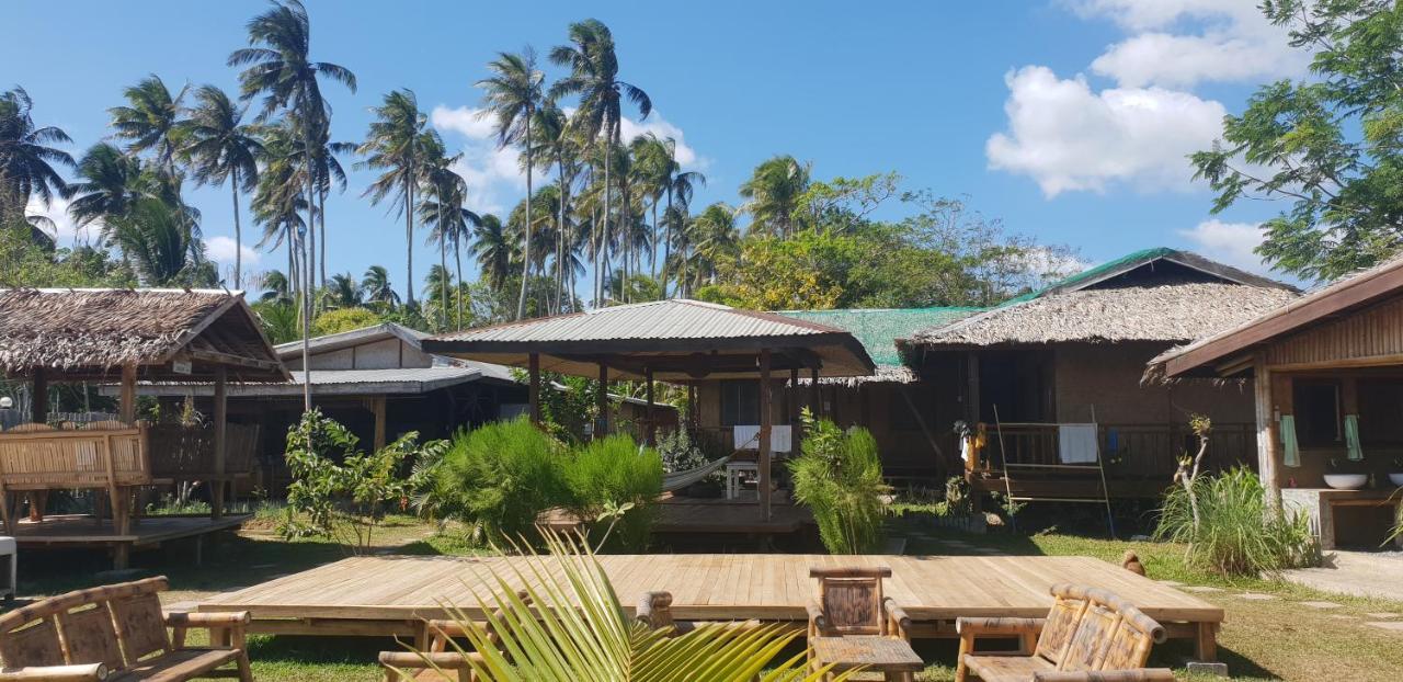 Hostel Where2next Nacpan El Nido