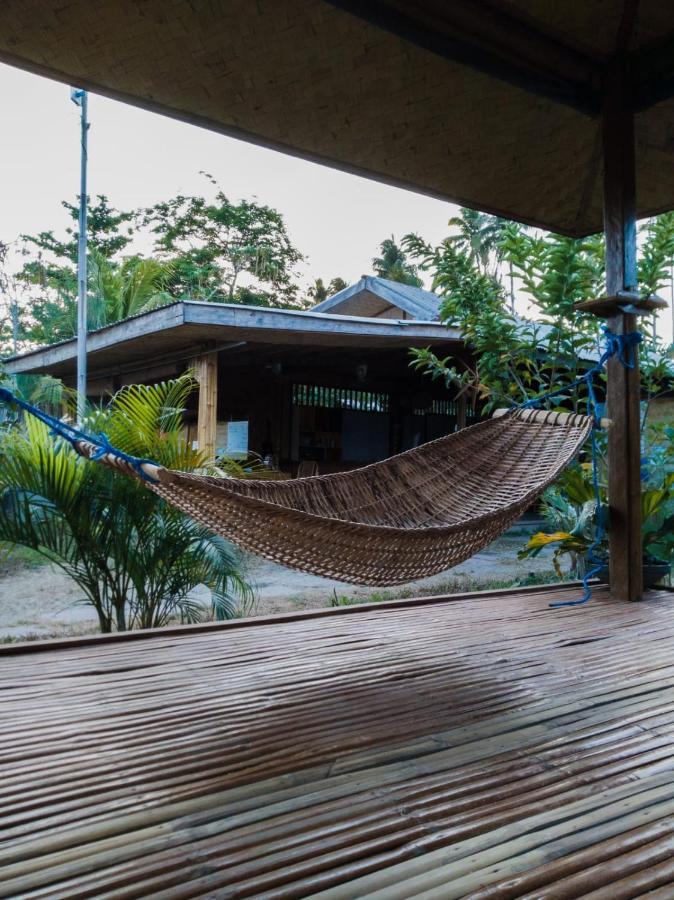 Hostel Where2next Nacpan *